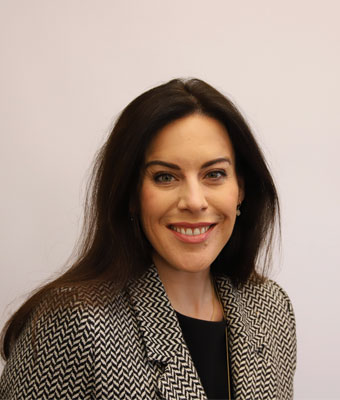 Jennifer  Carroll MacNeill